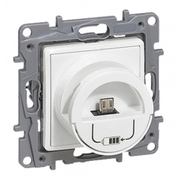 Legrand Niloe/Etika USB 2400mA (dock micro) սպիտակ