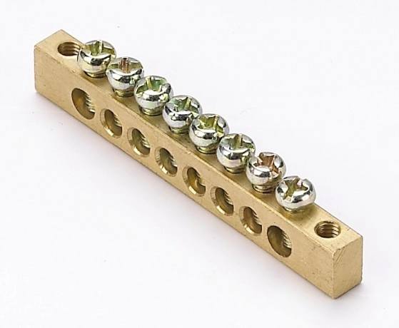 Նոլի շինա 8տեղ ամրակը ծայրերից  6*9մմ 100A ШН102-08-100  (Dekraft)